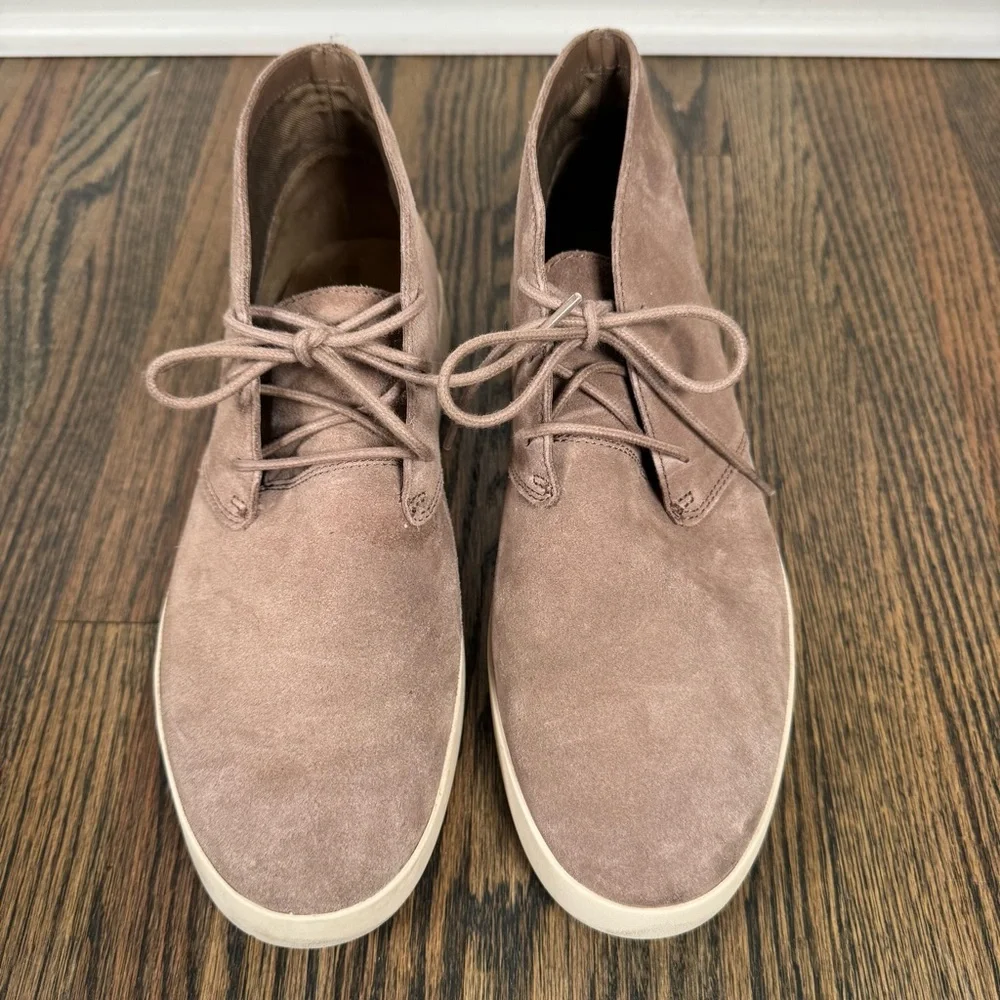 Everlane The Desert Chukka Suede Boots size 8.5